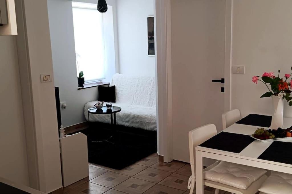 Lovely Apartment Morje - Koper Old Town ภายนอก รูปภาพ
